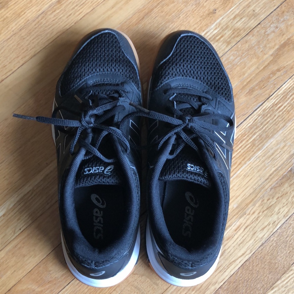 Asics upcourt volleyball shoes